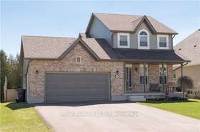 225 Sheffield St, Grey County, Ontario