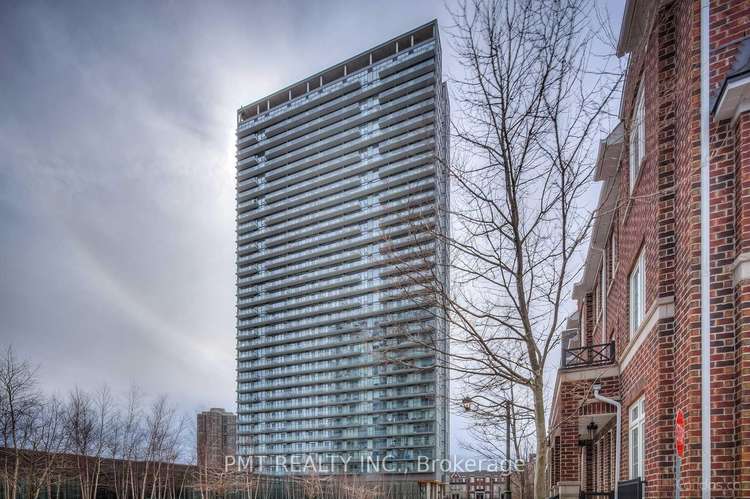 105 The Queensway, Toronto, Ontario, High Park-Swansea