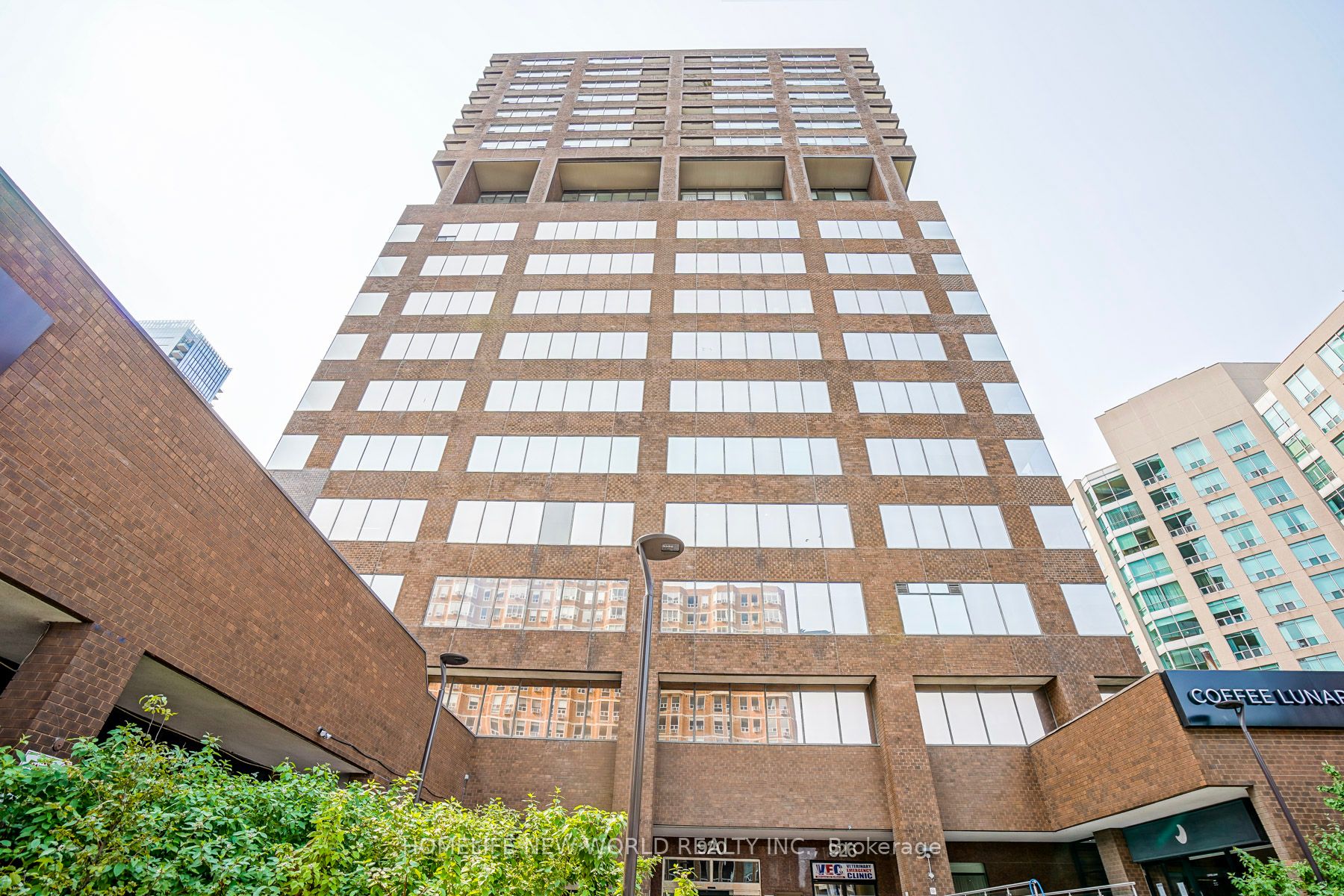 920 Yonge St, Toronto, Ontario, Annex