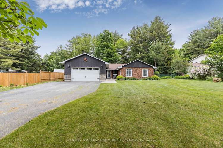 21 Luella Blvd, Springwater, Ontario, Minesing