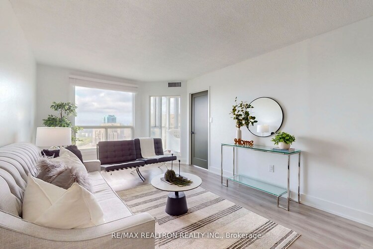 5 Concorde Pl, Toronto, Ontario, Banbury-Don Mills