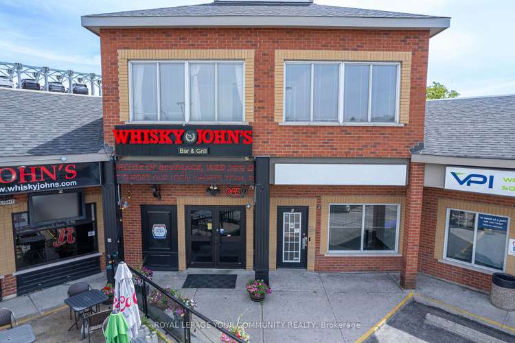 843 King St W, Oshawa, Ontario, Vanier