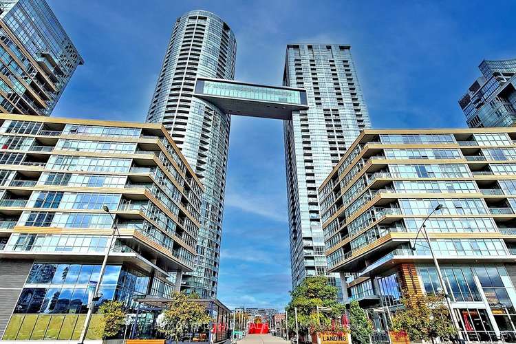 15 Iceboat Terr, Toronto, Ontario, Waterfront Communities C1