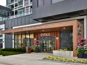 25 Nicholas Ave