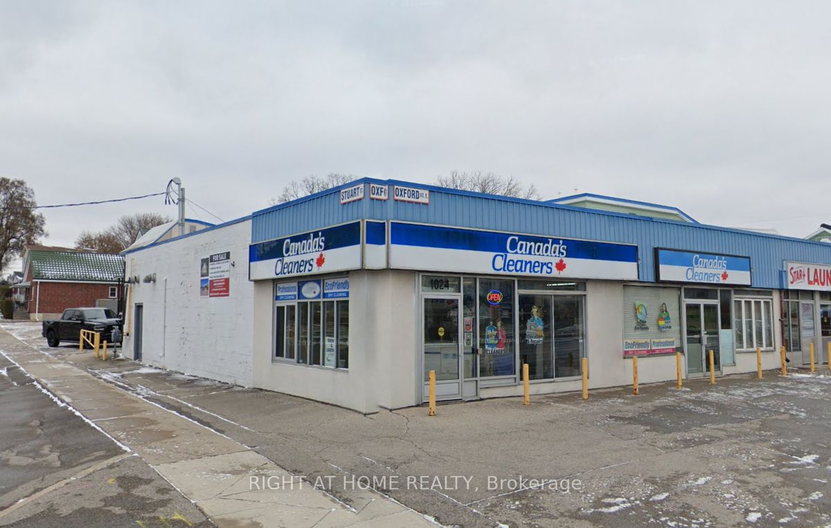 1024 Oxford St E, London, Ontario, 