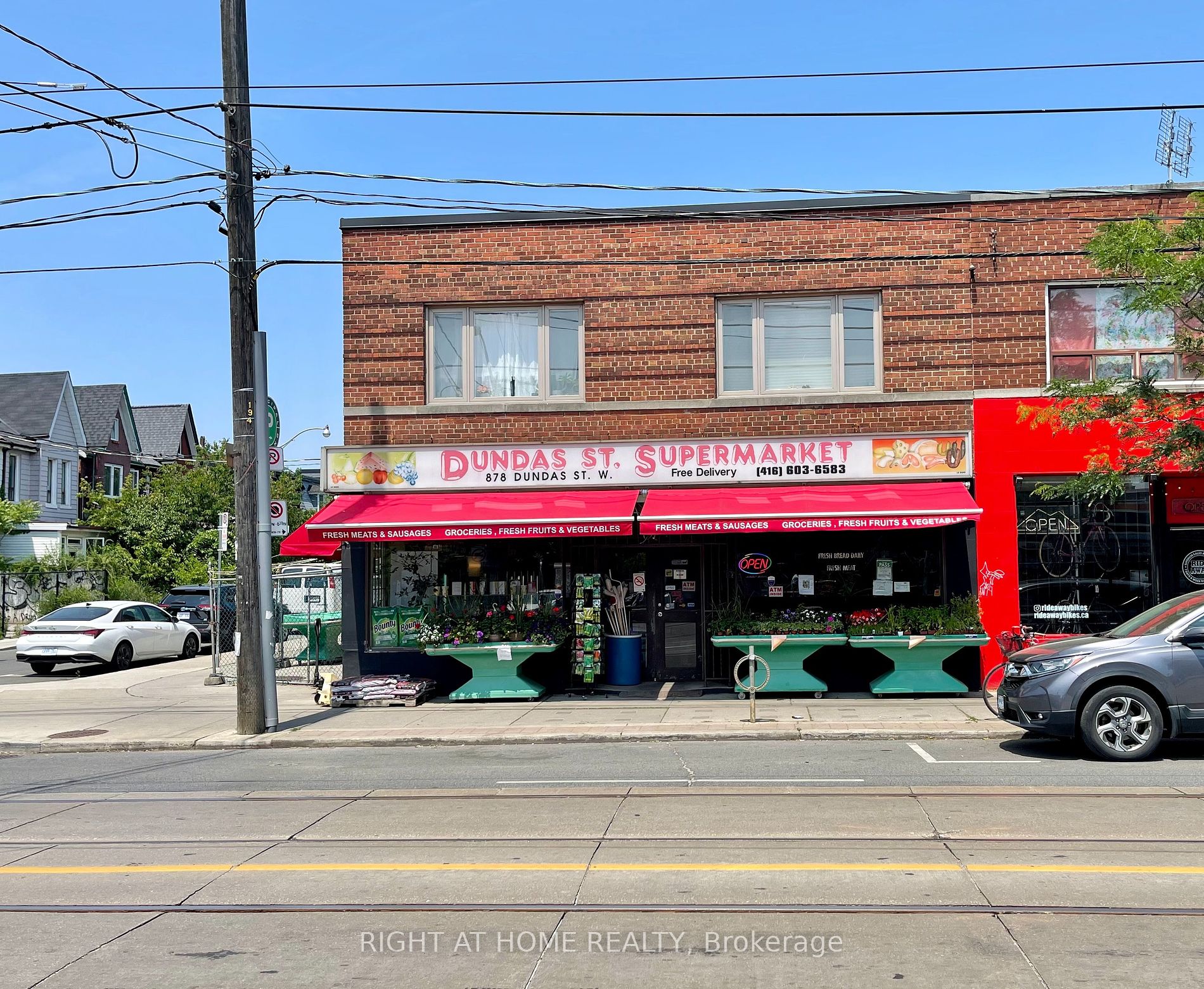 878 Dundas St W, Toronto, Ontario, Trinity-Bellwoods