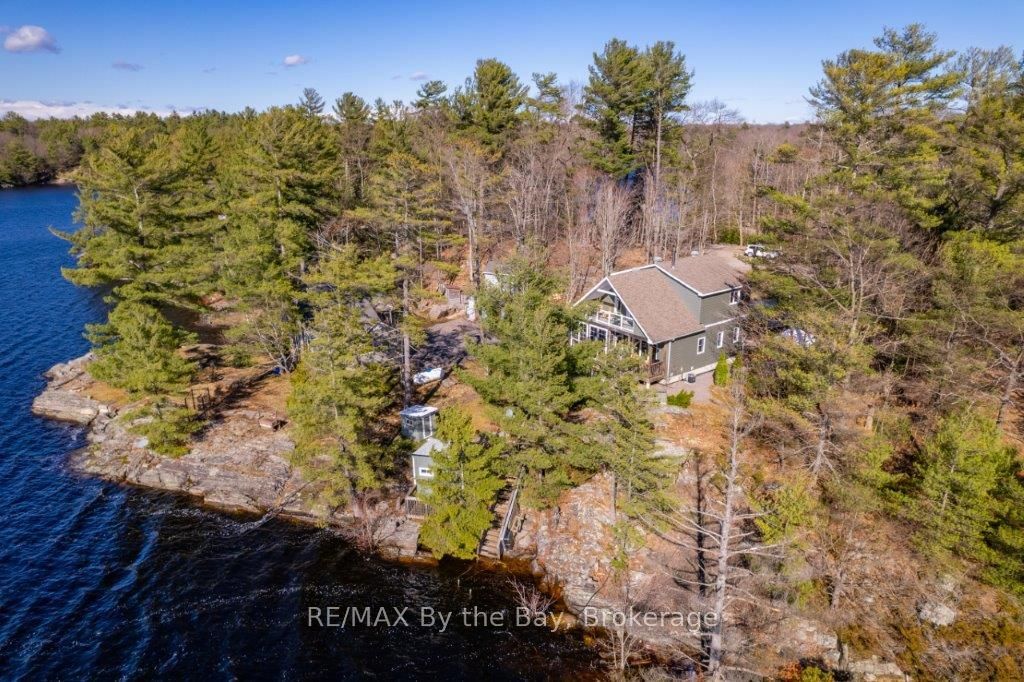 43B Hansens Rd, Georgian Bay, Ontario, 