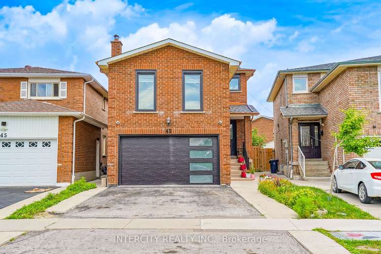 43 Cabernet Circ, Toronto, Ontario, West Humber-Clairville