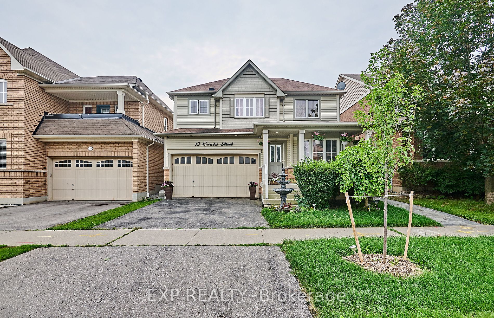 13 Knowles St, Ajax, Ontario, Central East