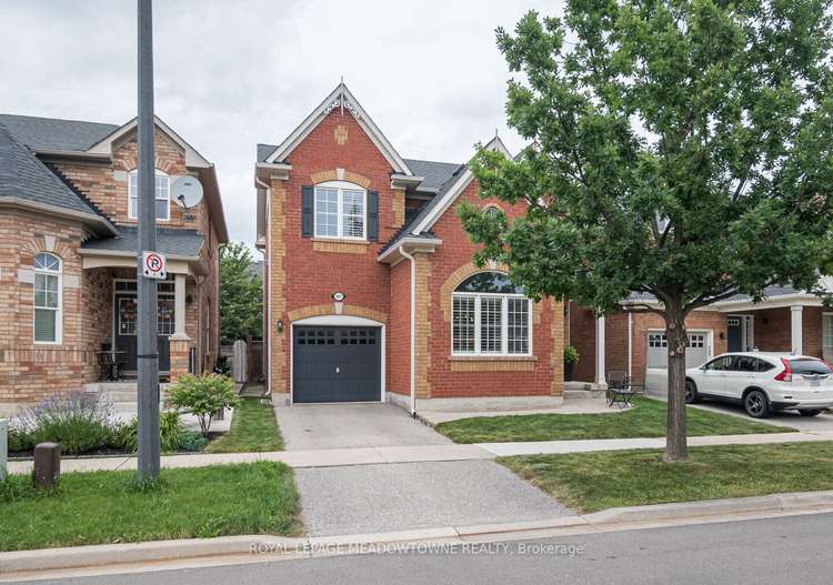 907 Vickerman Way, Milton, Ontario, Coates