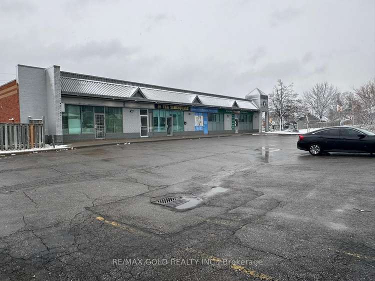 303 Hillside Ave, Oshawa, Ontario, Vanier