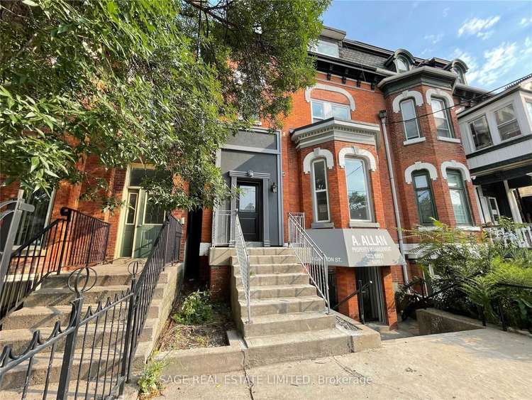 210 Carlton St N, Toronto, Ontario, Cabbagetown-South St. James Town