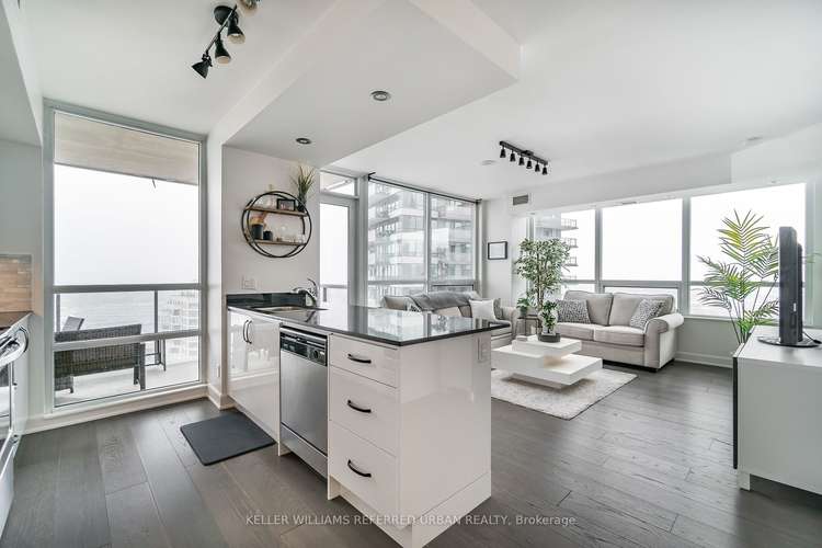 2230 Lakeshore Blvd W, Toronto, Ontario, Mimico