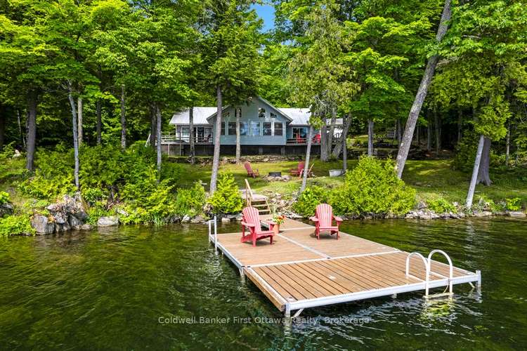 1215 Krings Lane, North Frontenac, Ontario, 