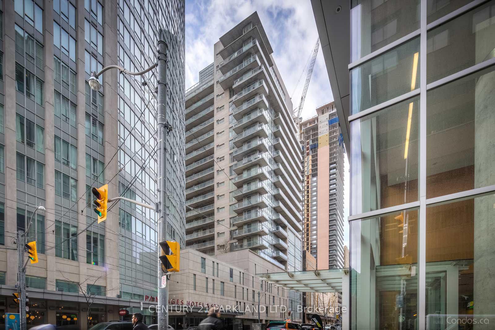 220 Victoria St, Toronto, Ontario, Church-Yonge Corridor