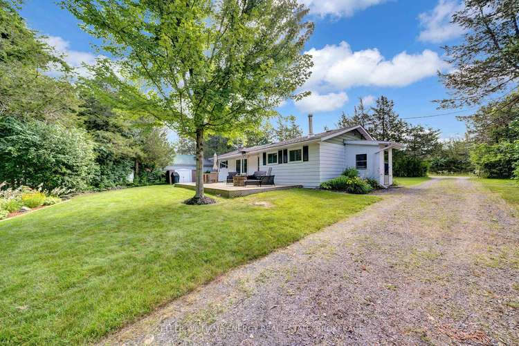 21 Hint Ave, Prince Edward County, Ontario, Sophiasburgh