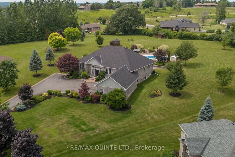 107 Country Charm Dr, Belleville, Ontario, 