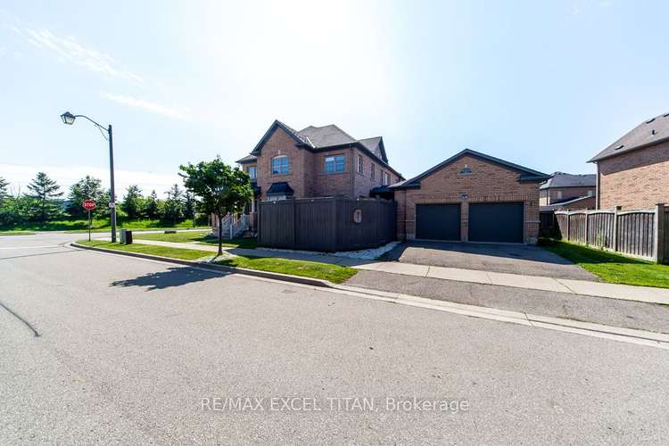 116 Mccready Dr, Milton, Ontario, Scott