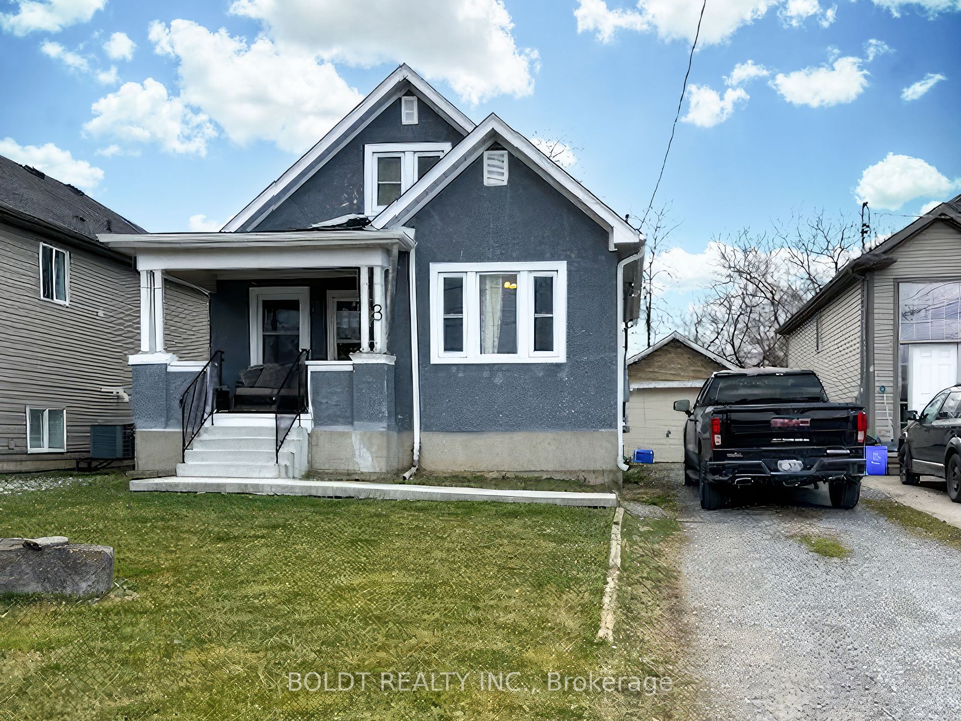 3 Cleveland St, Thorold, Ontario, 