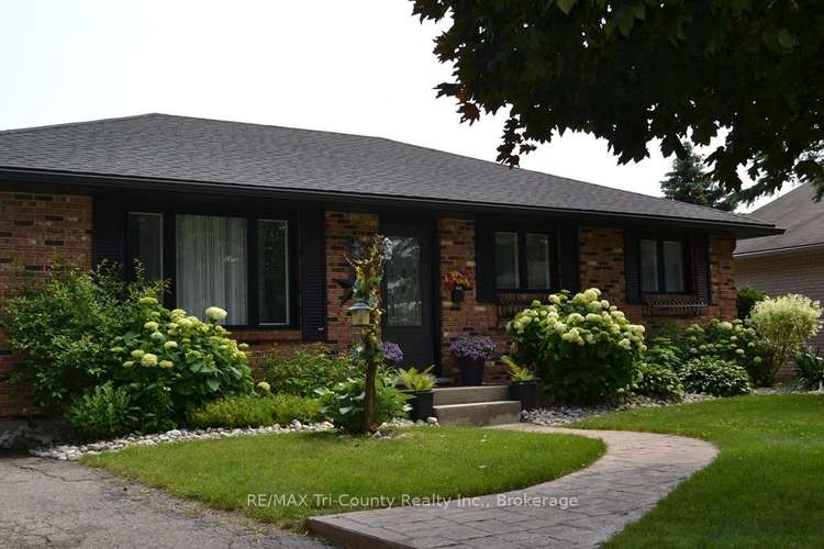 3 Kamps Cres, Tillsonburg, Ontario, Tillsonburg