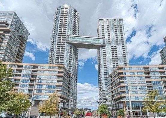 21 Iceboat Terr, Toronto, Ontario, Waterfront Communities C1