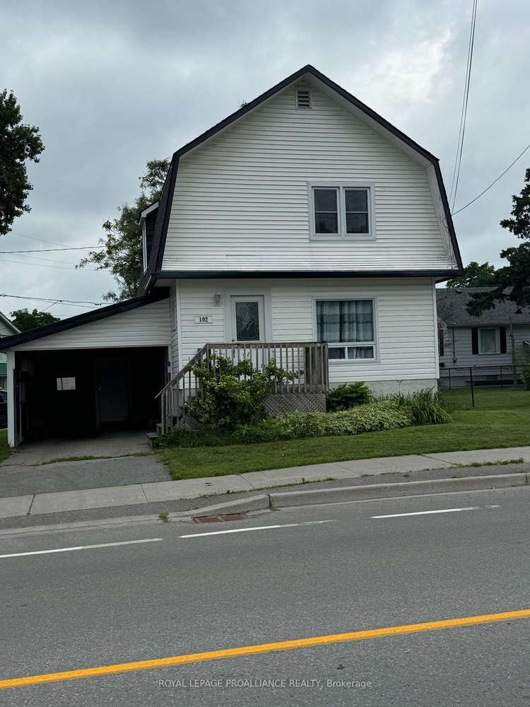 102 Yeomans St, Belleville, Ontario, 