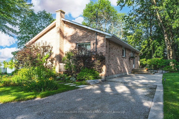 7582 Oak Point Rd, Ramara, Ontario, Rural Ramara