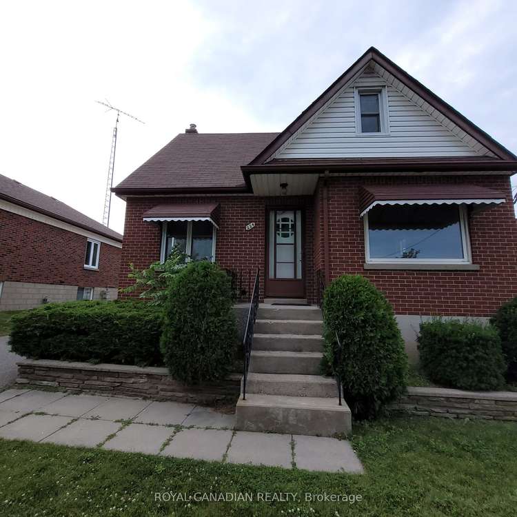 224 College Ave, Oshawa, Ontario, Vanier