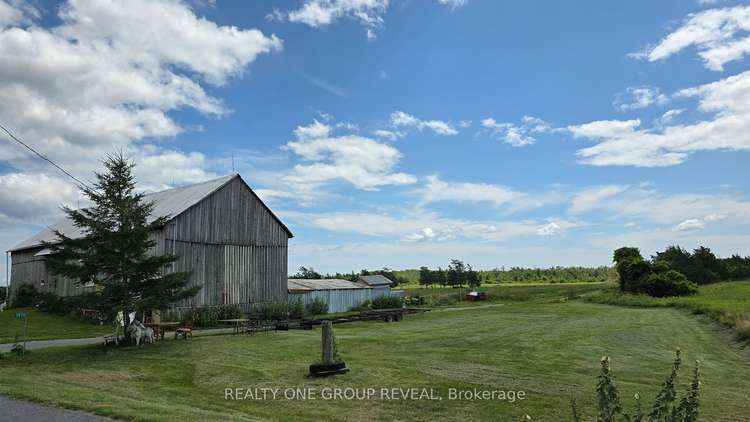 1678 County Rd 8 Rd, Prince Edward County, Ontario, Picton