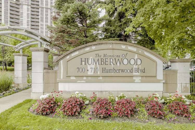 710 Humberwood Blvd, Toronto, Ontario, West Humber-Clairville