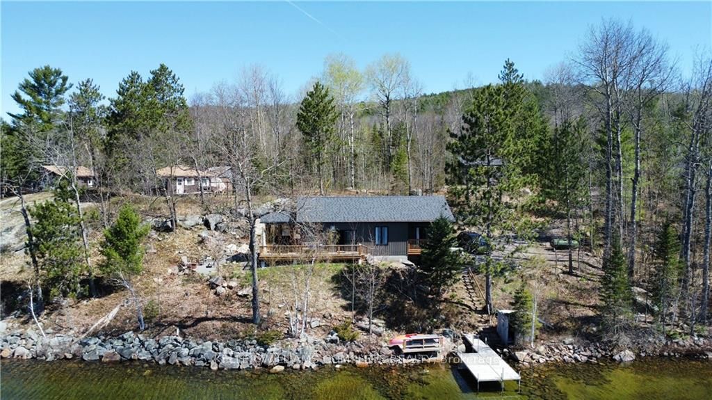 2830 Papineau Lake Rd, Hastings Highlands, Ontario, 