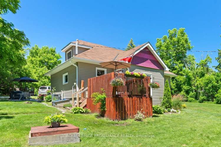 585 Point Anne Rd, Belleville, Ontario, 