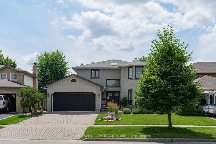 49 Robertson Cres, Kitchener, Ontario, 