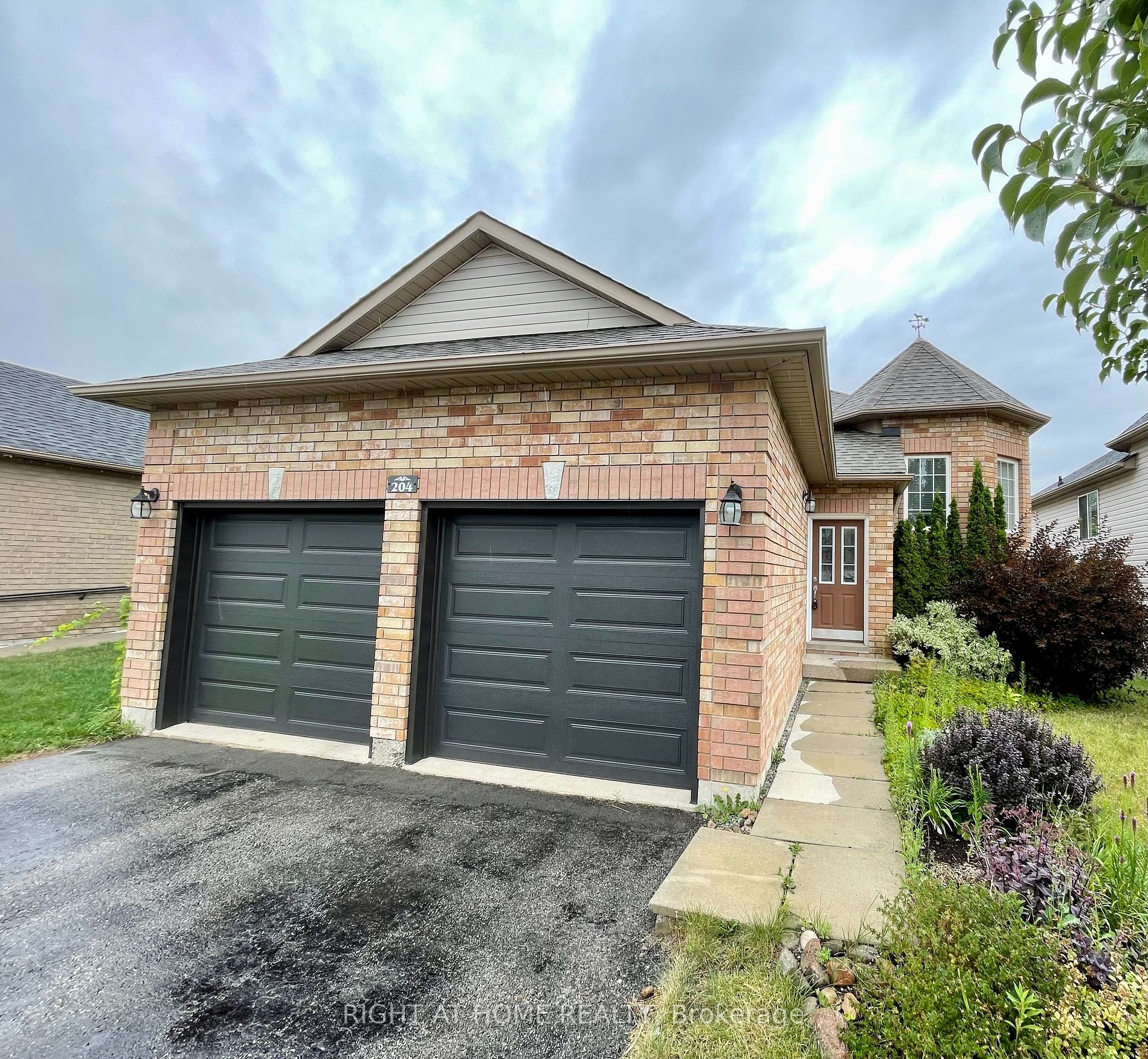 204 COUNTRY Lane, Barrie, Ontario, Painswick South