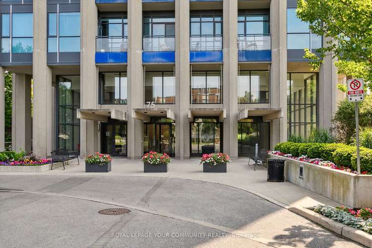 75 The Donway  W, Toronto, Ontario, Banbury-Don Mills