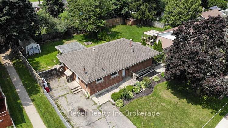 203 Orchard Rd, Woodstock, Ontario, 