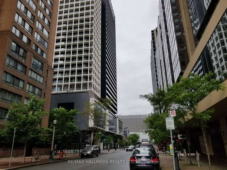 20 Edward St, Toronto, Ontario, Bay Street Corridor