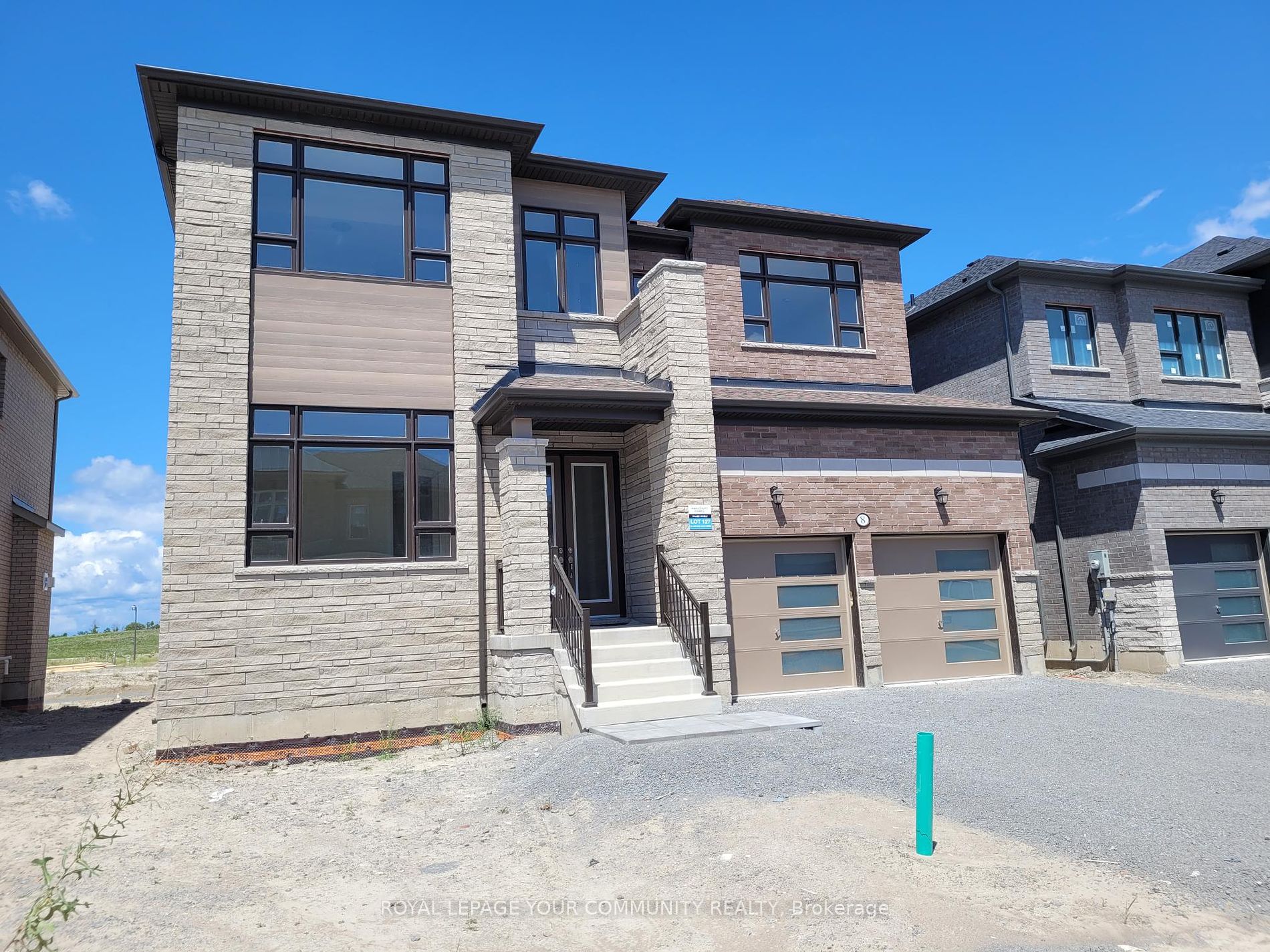 8 Lorrain Hand Cres, Georgina, Ontario, Keswick South