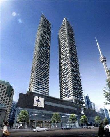 100 Harbour St, Toronto, Ontario, Waterfront Communities C1