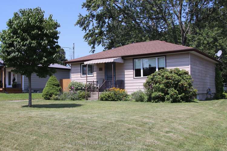 12 Roger St, Prince Edward County, Ontario, Picton