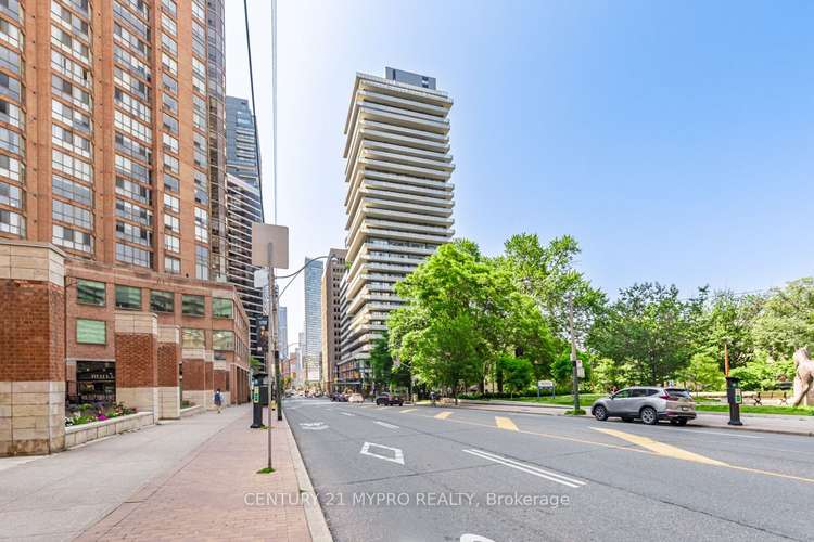 57 St Joseph St, Toronto, Ontario, Bay Street Corridor