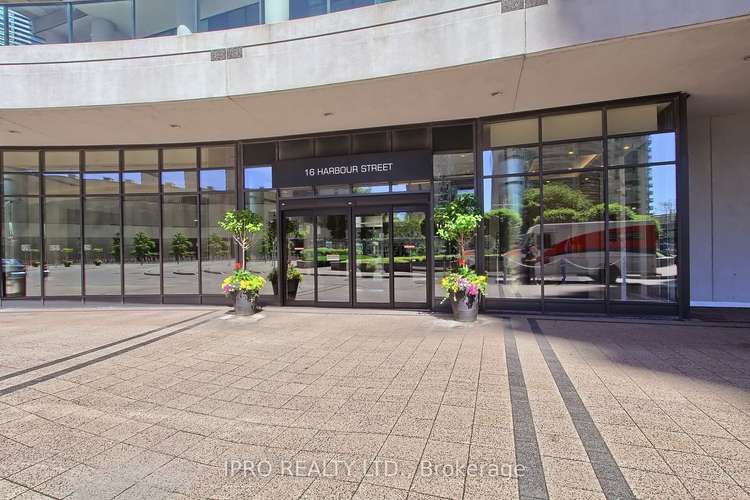 16 Harbour St, Toronto, Ontario, Waterfront Communities C1