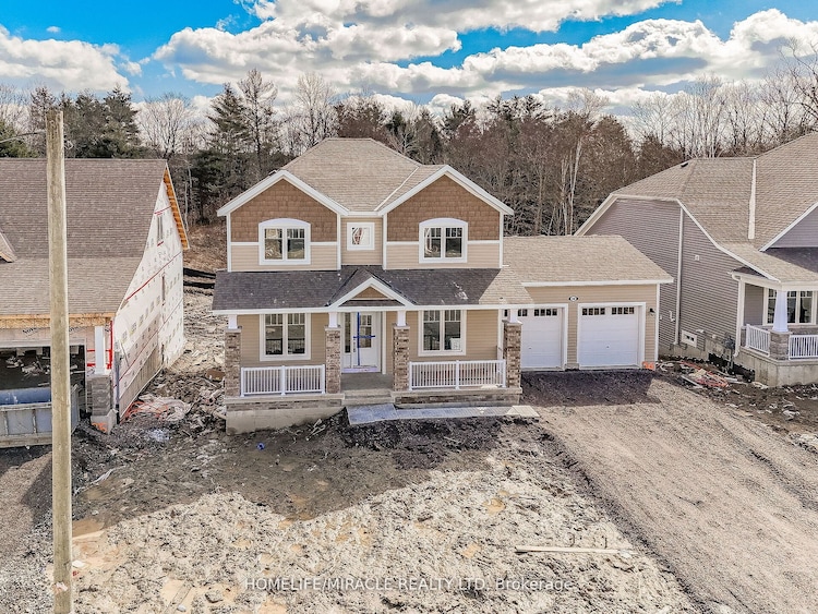 28 Dyer Cres, Bracebridge, Ontario, 