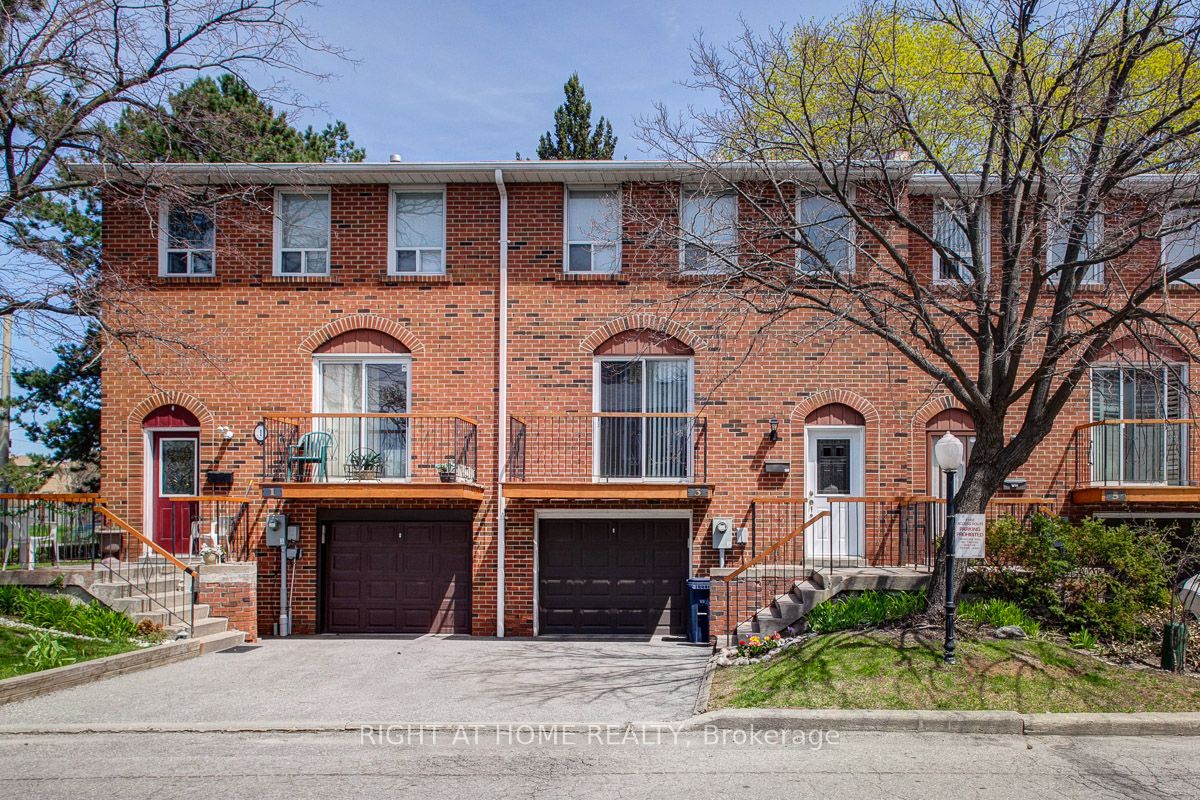 3 Black Hawk Way, Toronto, Ontario, Westminster-Branson