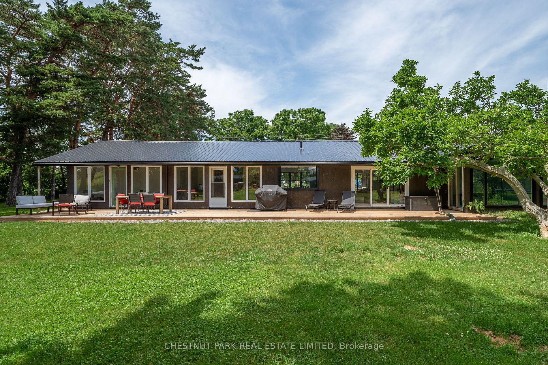 1163 County Road 11, Prince Edward County, Ontario, Athol