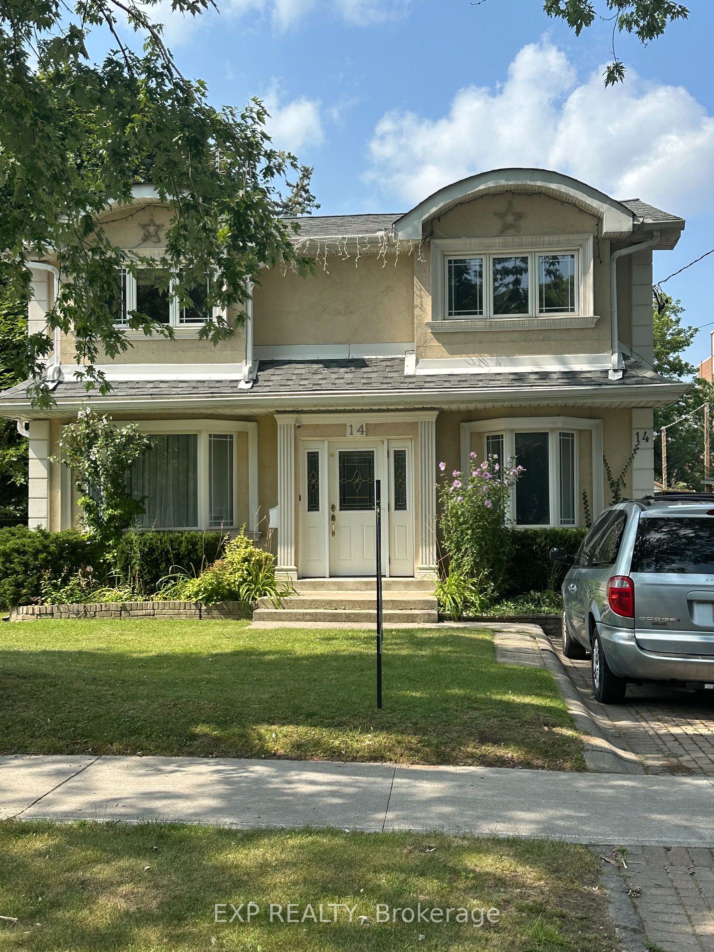 14 Pleasant Ave, Toronto, Ontario