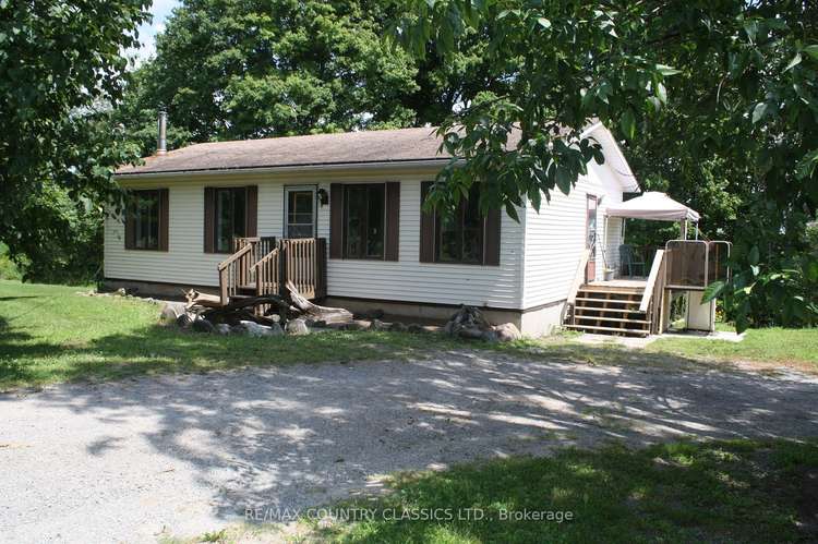 223 Pine View Ridge Rd, Tudor & Cashel, Ontario, 