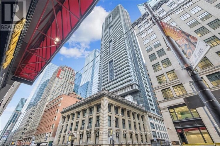 70 Temperance St, Toronto, Ontario, Bay Street Corridor