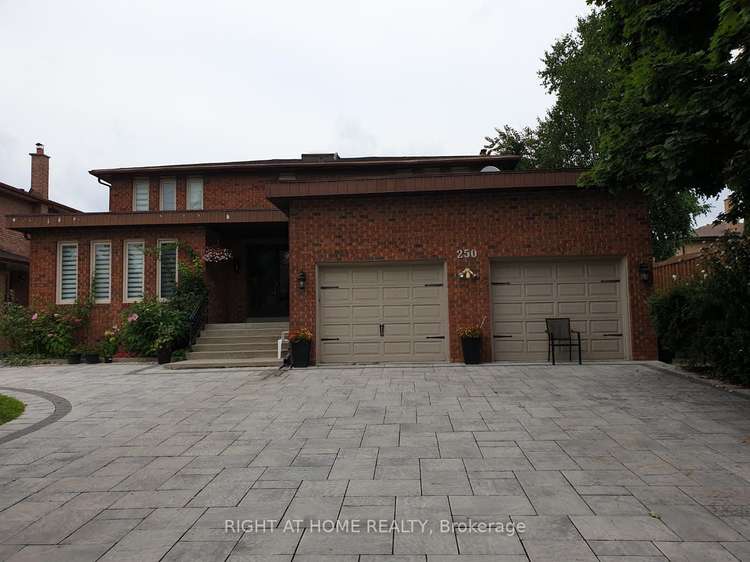 250 Weldrick Rd W, Richmond Hill, Ontario, North Richvale