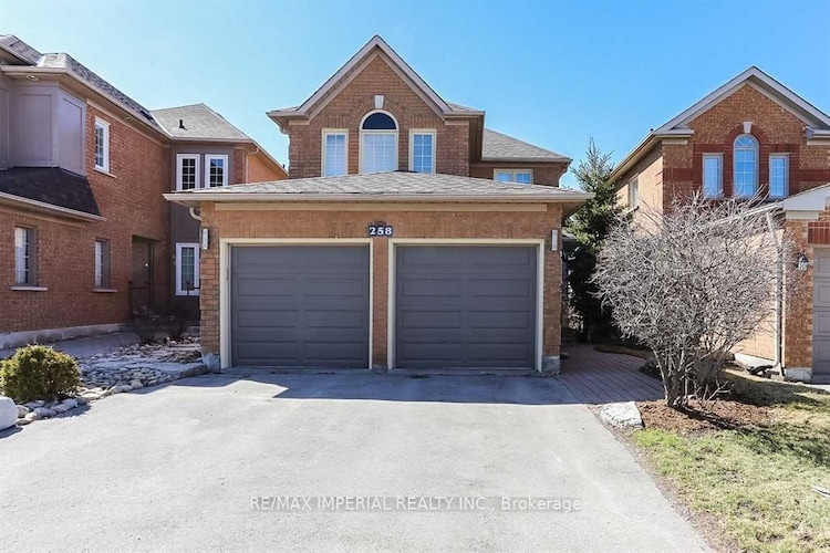 258 Stone Rd, Aurora, Ontario, Aurora Grove